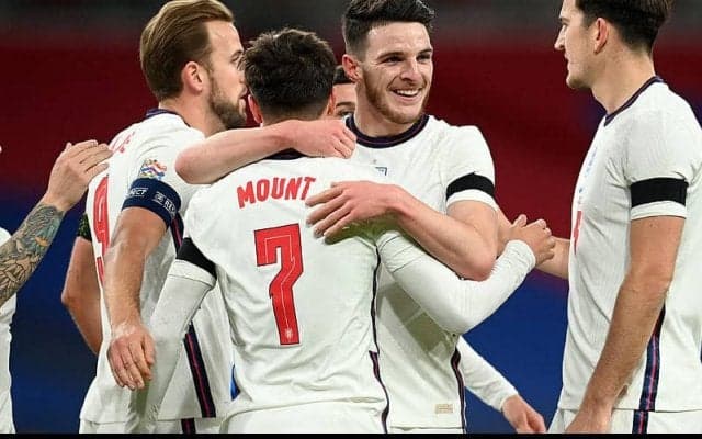 8歳から親友コンビのライス＆マウントが代表でゴール共演!　「同じ試合でゴールを決められるなんて…」