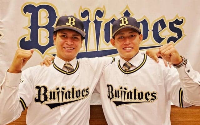 入団拒否の可能性からオリックス入り　仙台大コンビが仮契約「1年目から1軍で」