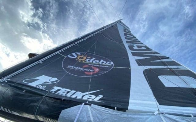 【続報】白石康次郎、メインセール修理完了。レース復帰へ