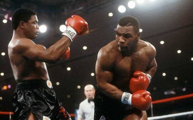 タイソン、王者の足をプルプル状態にした衝撃KOに甦る戦慄「これが34年前なんて…」