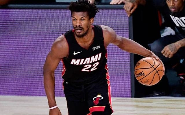 バトラーがウェイドと生涯契約を結ぶ中国ブランド「リーニン」とのシューズ契約を締結