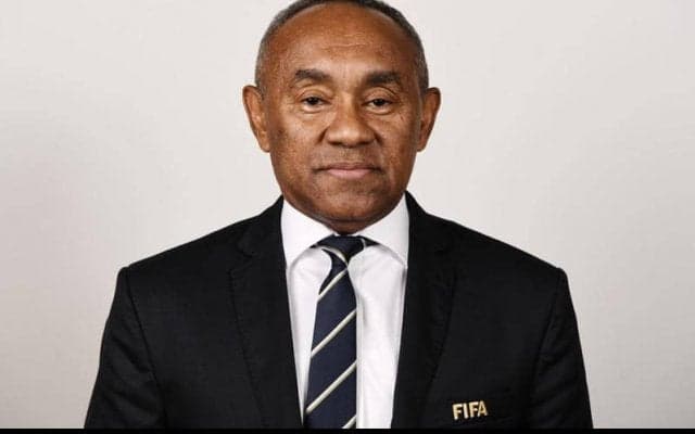FIFA、職権乱用のアフリカサッカー連盟会長に職務停止命令