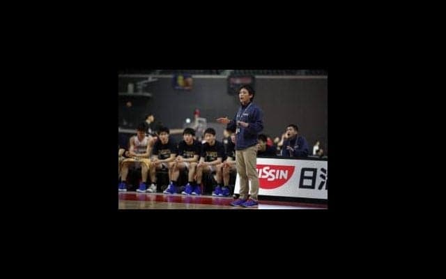 最新『月バス』12月号では北陸学院高（石川）を率いる濱屋史篤コーチのフィロソフィーを紹介！