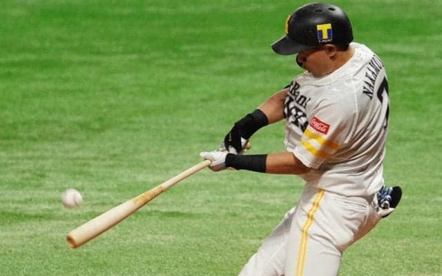 【日本S】ソフトバンクが3試合連続で先制！　CSでMVPの中村晃が2ラン「甘く来た球をしっかり」