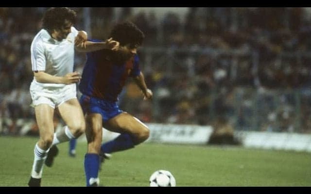 クーマン ピッチで戦ったマラドーナの死を哀悼「安らかに眠れ、ディエゴ」