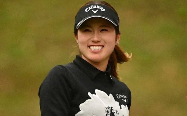 20歳西村優菜が「可愛すぎ」　JLPGA公式トレカの“販売前開封”に反響「楽しそう」