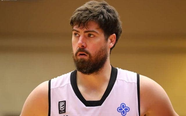 アースフレンズ東京Zがアレクサンダー・ジョーンズと契約締結「成功へと導けるように頑張る」