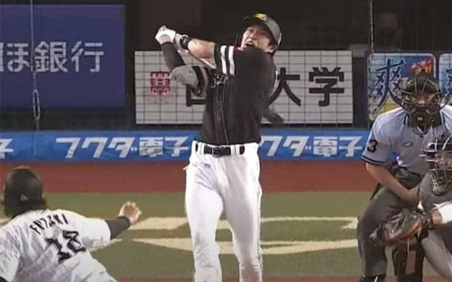 「打球をカメラが追えなすギータ」　鷹柳田の滞空時間“計測不能弾”にファン驚愕