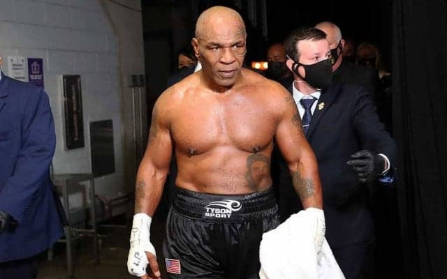 54歳タイソン、15年ぶり復帰戦ドロー　圧倒も判定結果に寛大「みんな喜ぶならOKだ」