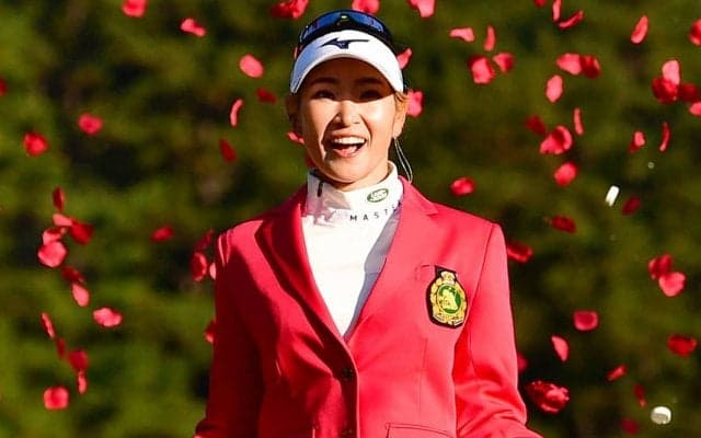 メジャー2勝目の原英莉花「自分のゴルフ人生で凄く大きな一歩が踏み出せた」 国内最終戦を完全Vで12月全米女子OPへ