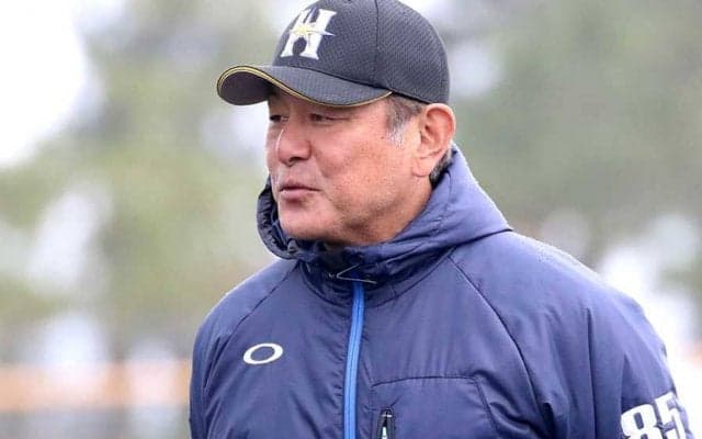 日ハム、荒木大輔2軍監督の1軍投手コーチ就任を発表　1軍投手Cだけで異例の3人体制