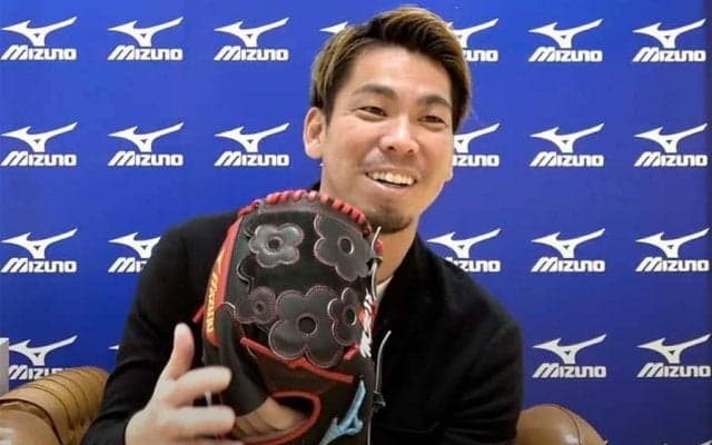 【MLB】前田健太、“花柄”グラブでの世界一誓う「今までないデザイン。かっこいい」