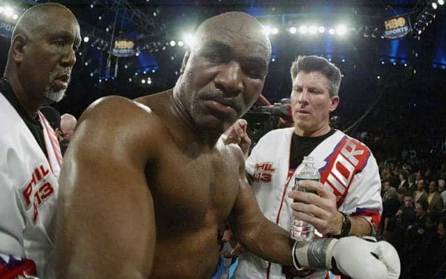 58歳ホリフィールド「もう言い訳は無用だ」　タイソンに対戦迫る「契約書にサインしろ」