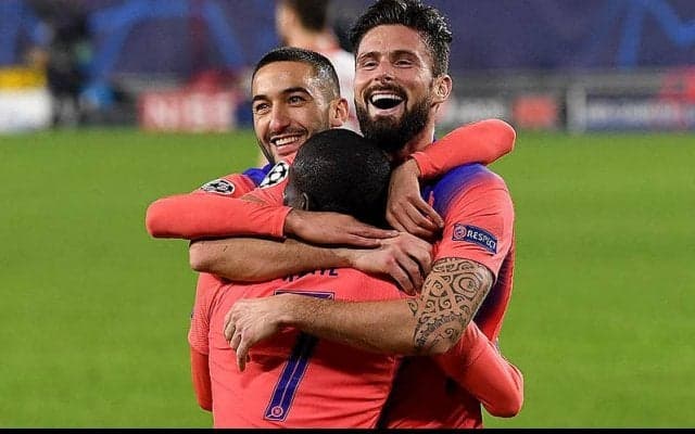 セビージャとの首位攻防戦でジルーが躍動！ 敵地で4ゴールを奪ったチェルシーが首位通過を決める《CL》