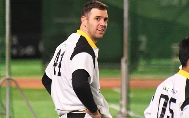 鷹バンデンハークが6年間の感謝綴る「ホークスの一員でいられたことをうれしく思います」