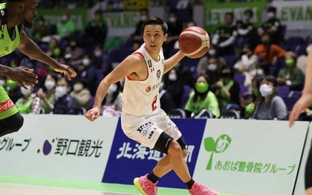 勝負所で富樫勇樹が連続得点、千葉ジェッツがレバンガ北海道との接戦を制す