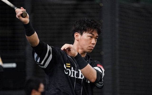 日本Sの最中に2軍選手に突然電話「この感じでいい」　鷹・長谷川勇也が注ぐ“親心”