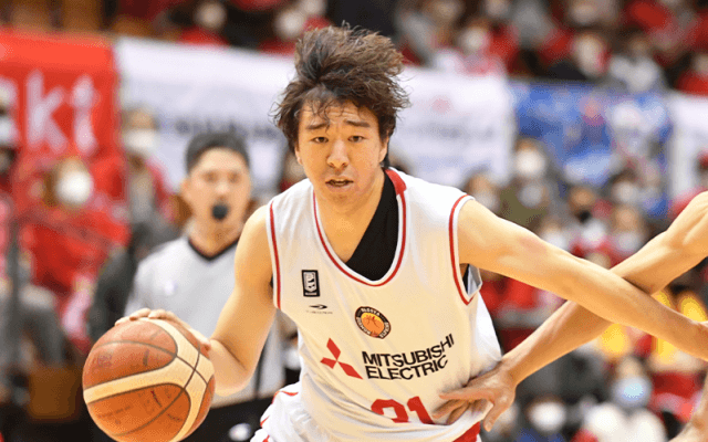 名古屋ダイヤモンドドルフィンズが接戦を制す、古巣相手にライオンズが残り25秒に“決勝弾”