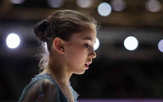 14歳ワリエワ、男子首位と同得点86.20を記録　圧巻の“タノ3回転アクセル”に海外驚き