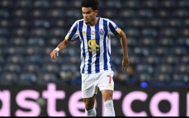 中島翔哉とポジションを争うポルトFWディアスが決めたスペクタクルなバイシクルゴール【インクレディブル・ゴールズ】