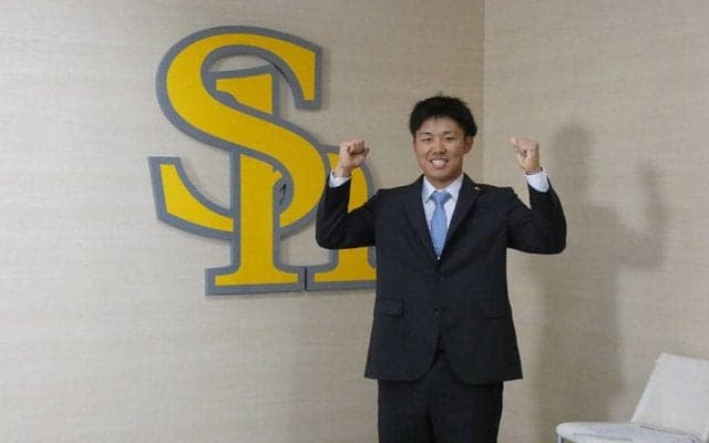 鷹・海野、“日本一の捕手”甲斐の技盗む！　「競っていくためのスタートラインに」