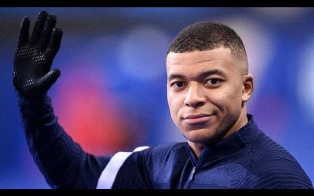 エムバペの父 レアル移籍に触れる「今は悩んでもしょうがない」