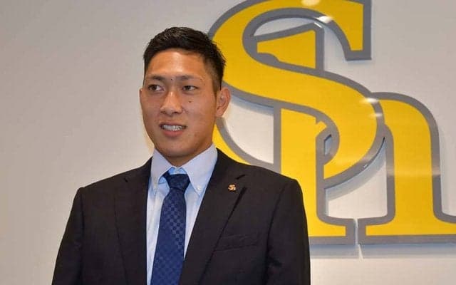 鷹17年ドラ1吉住晴斗が育成再契約　面識ないダルビッシュからの突然の連絡で翻意