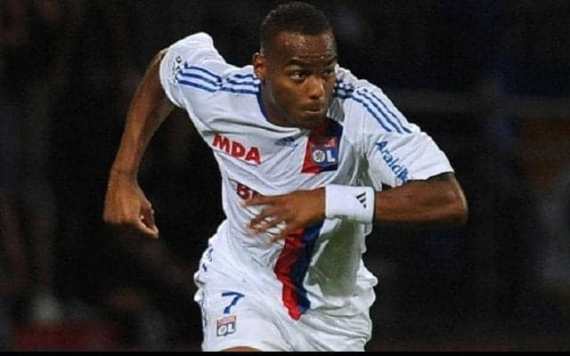 元仏代表FWブリアンがリヨンで決めた超豪快バイシクルシュート【インクレディブル・ゴールズ】