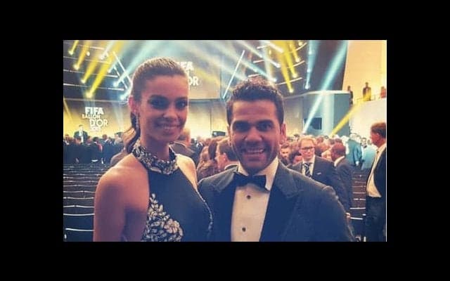 アウベスの美人彼女 過去に“摂食障害”であったことを公言