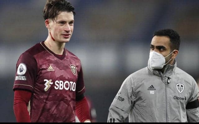 リーズのドイツ代表DFコッホが最大3カ月の離脱