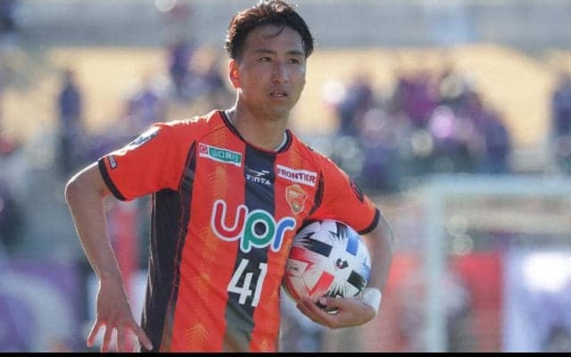 山口が今季加入のDF武岡優斗、ラトビアから逆輸入のMF古賀俊太郎の退団を発表