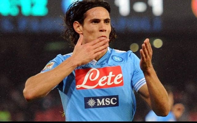 カバーニの溢れるナポリ愛、ユーベ＆インテルのオファー拒否は「ナポリの人にそのような態度は示せなかった」