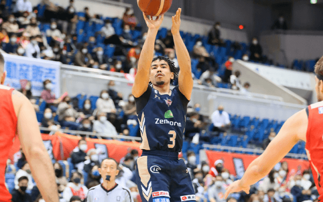 琉球ゴールデンキングスが15勝に到達、敵地で大阪エヴェッサに18点差の快勝