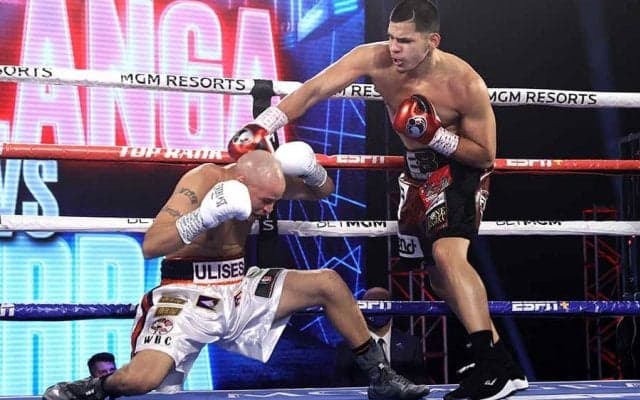 米23歳逸材ボクサーが「16戦連続1回KO勝ち」の離れ業　今回は滅多打ちで160秒決着