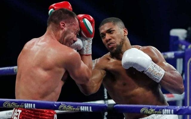 ジョシュアVSフューリー、ヘビー級最強決戦に両陣営意欲「月曜から実現へ動き出す」