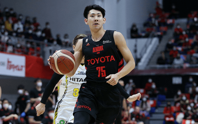 “東京ダービー”は1勝1敗の痛み分けに、アルバルク東京がサンロッカーズ渋谷に100点ゲームを演じる