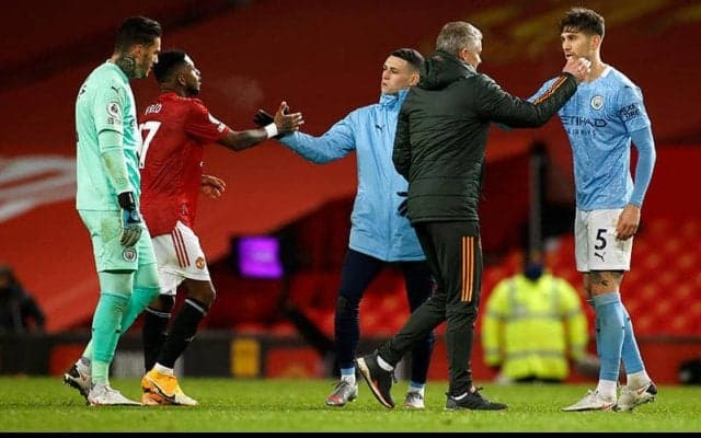 ロイ・キーンが無風マンチェスター・ダービー後の両軍に喝　「スタッフは笑顔でハグし合い、選手もおしゃべり。理解しかねる」