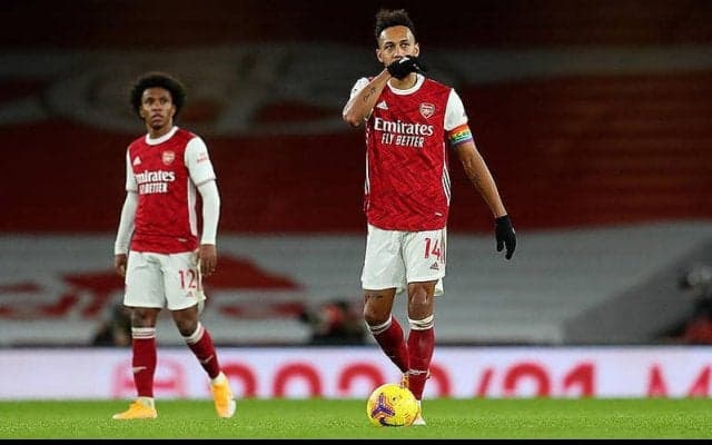 10人のアーセナルがOG弾に沈みリーグ戦3連敗…バーンリーは歴史的勝利を飾る《プレミアリーグ》