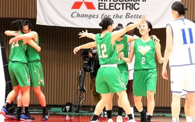 インカレ4連覇を達成した東京医療保健大、「勝てない」不安を払拭し全員が“スーパーヒーロー”に