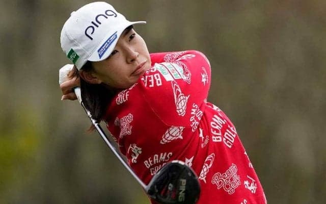 渋野日向子、2打差4位で日本人初メジャーV2ならず　単独首位発進も失速…逆転許す