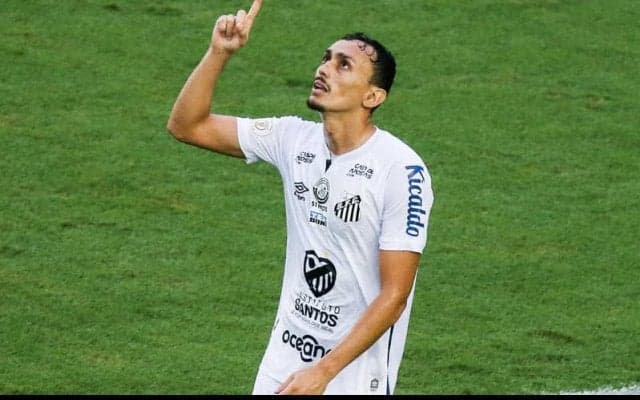 鹿島がサントスMFピトゥカ獲得に向け再オファー、1億5000万円を提示