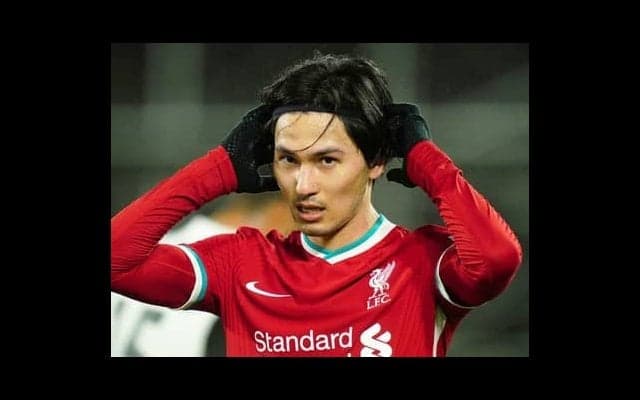 南野拓実のMF起用にメディア高評価。新ポジションで風向きが変わった