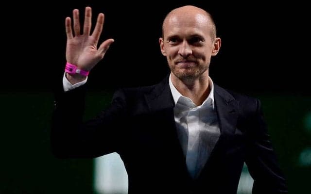 こんなコーチはいやだ？元世界3位ダビデンコの変わった球出しにファン爆笑