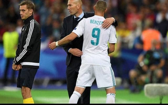 「史上最高のフランス人FW」公式戦4連勝達成のジダン監督、2ゴールのベンゼマを称賛