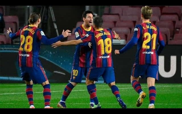 バルサを救ったアルバ&デ・ヨングが“今季初の記録”を残す