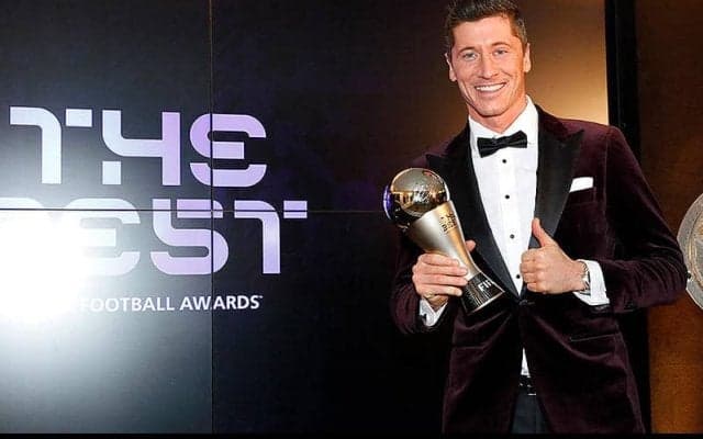 3大会で得点王に輝いたレヴァンドフスキが男子最優秀選手賞を初受賞！ 各賞受賞者が決定！《ザ・ベストFIFAアワード2020》