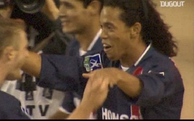 PSG時代のロナウジーニョが緩急自在のドリブルで相手DFを置き去りにして決めたゴール【インクレディブル・ゴールズ】