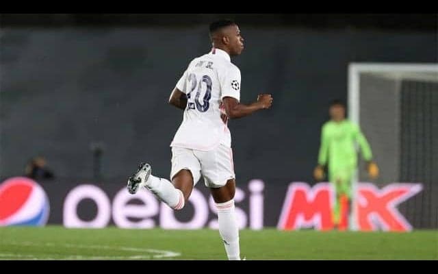 平凡に落ちたヴィニシウス いつまで持つか...