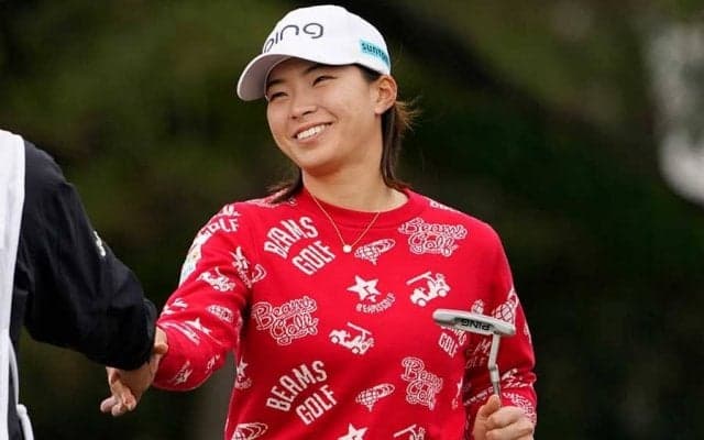 【名珍場面2020】渋野日向子、「似てる」と話題の黄金世代親友ら“三九会集合ショット”に4万超反響