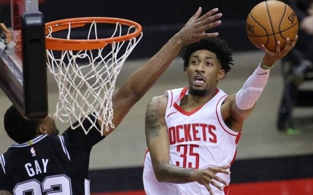 ロケッツデビュー戦で27得点を残したクリスチャン・ウッドをゴードンが絶賛